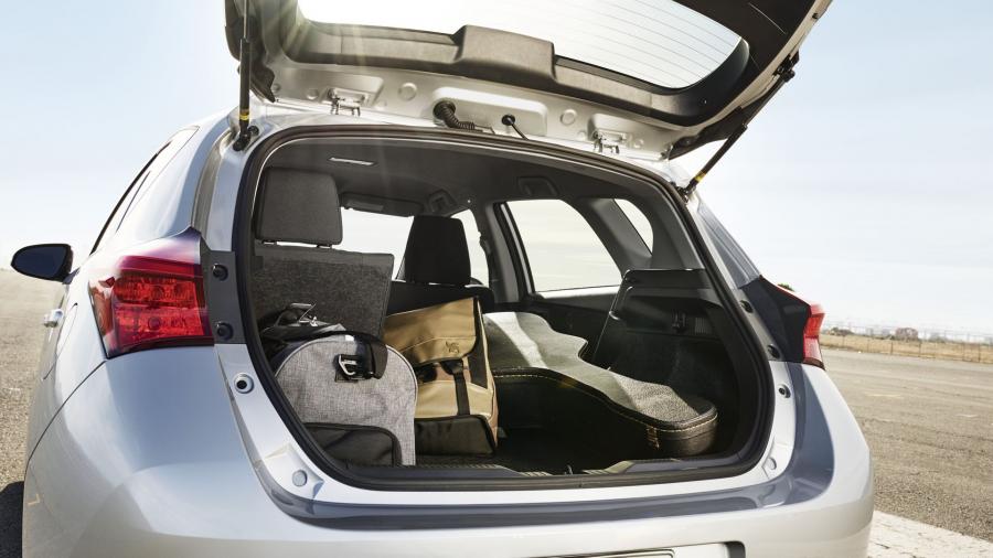 Багажник Toyota Corolla iM 2016 года  (NA) (фото 30 из 30)